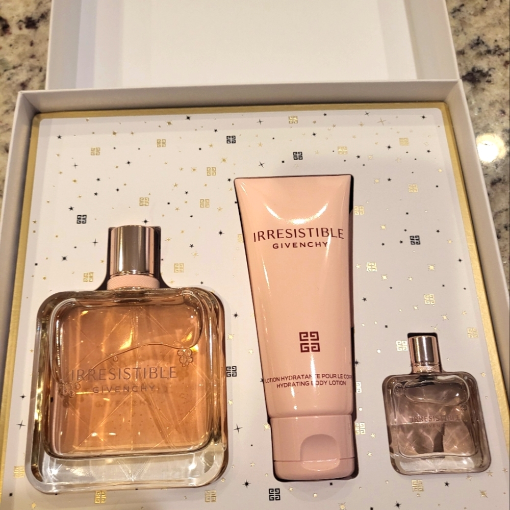 Givenchy perfume gift set